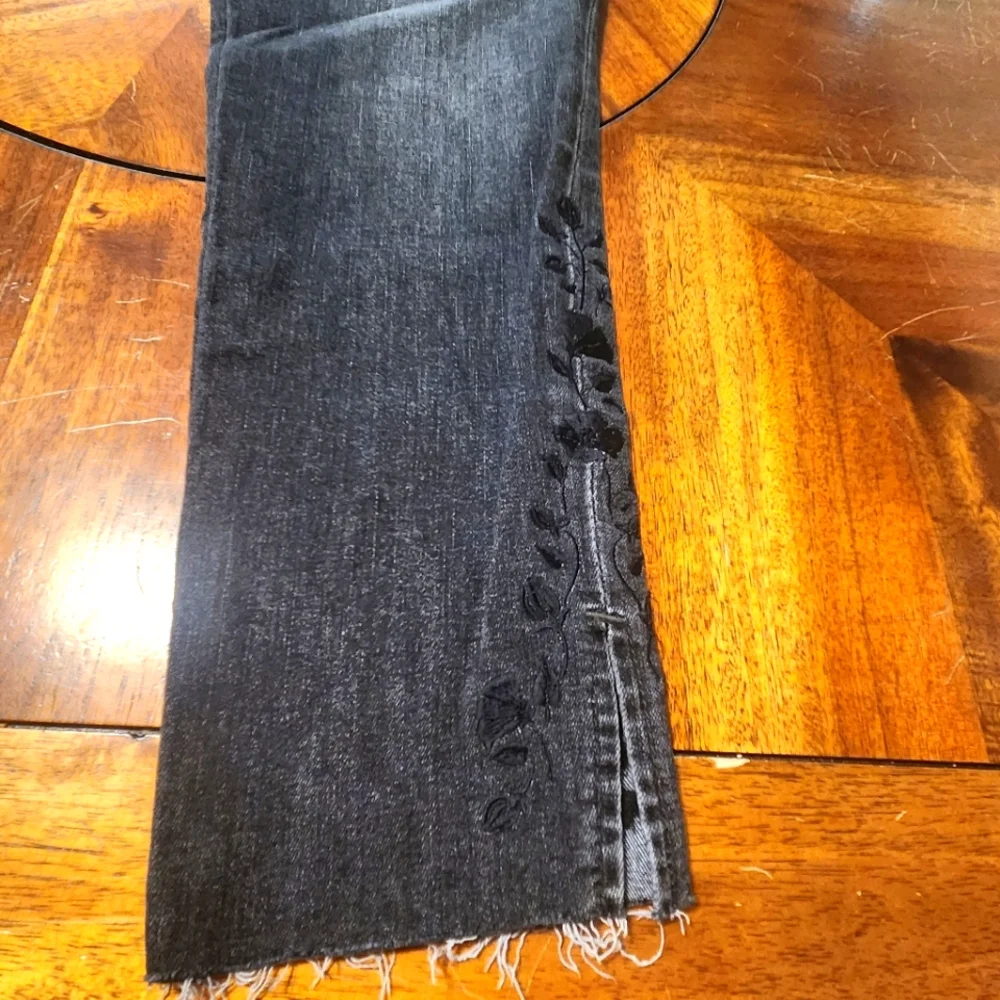 Levi's 711 Skinny Ankle Women's Black Jeans - Picture 2 of 10